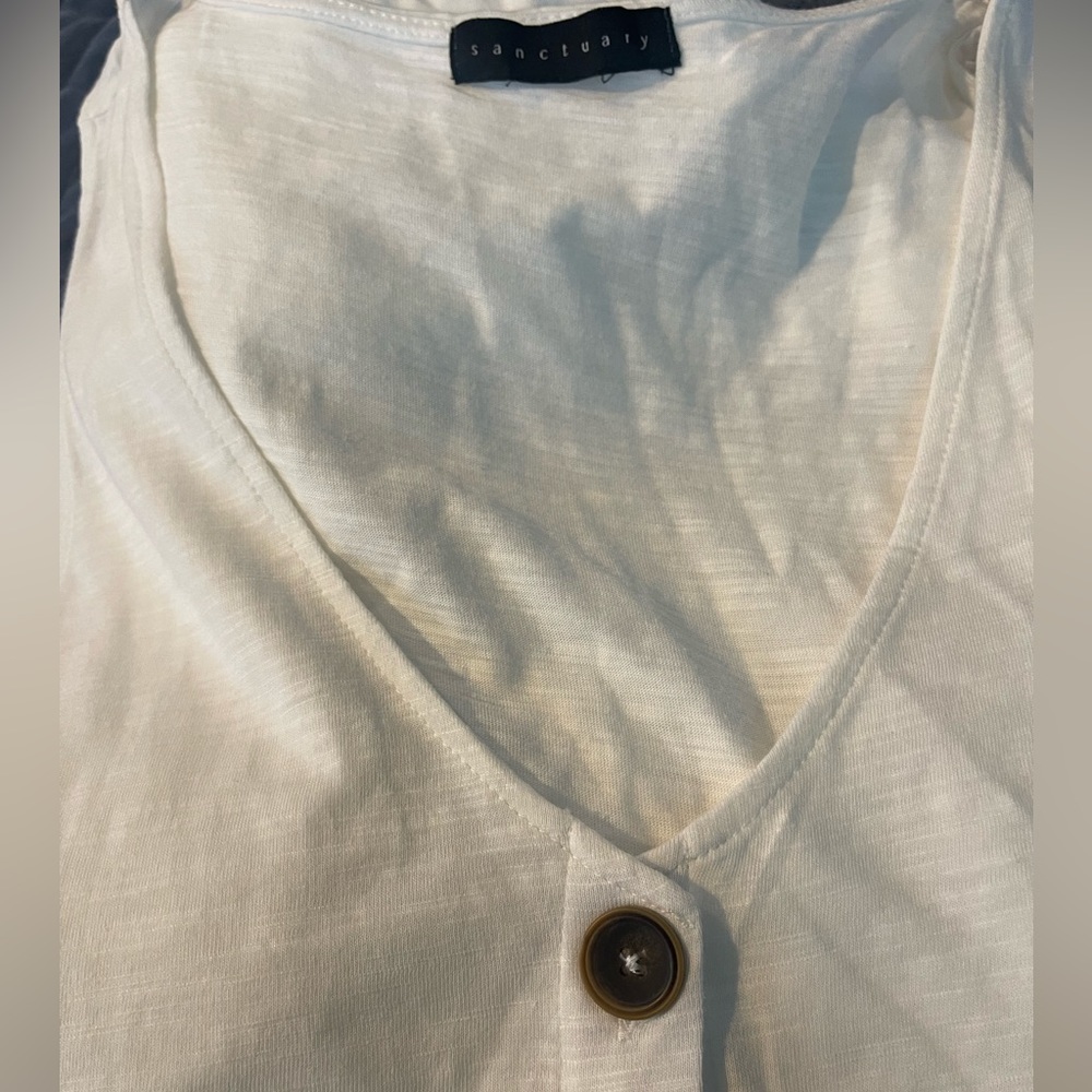 SANCTUARY Women's V-Neck Heartstrings Button-Front Tank Top (NWOT) - Picture 4 of 11